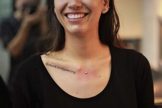 piercing hecho por León · Skunk Body Piercing, Montevideo