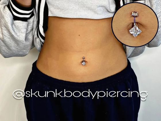 piercing hecho por León · Skunk Body Piercing, Montevideo