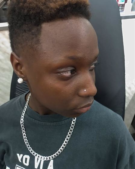 piercing hecho por León · Skunk Body Piercing, Montevideo