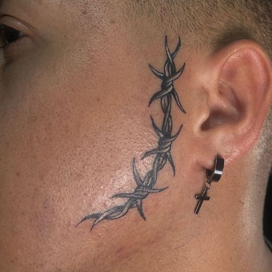 Espinas en blackwork, cuello